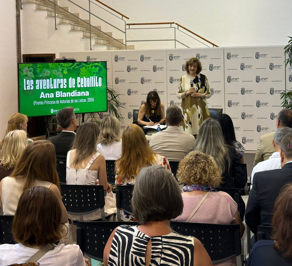 Arganda recibió a Ana Blandiana, Premio Princesa de Asturias de las Letras 2024, para presentar su último libro