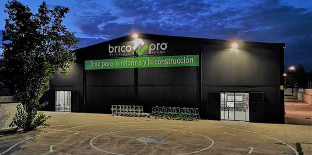 BRICO PRO Un nou concept în domeniul materialelor de construcții și reforme amenajări-2