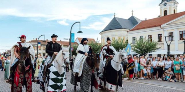 Bihor: Campionatul mondial de turnir cu lance solidă, în premieră europeană, la Festivalul Medieval de la Oradea