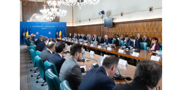 Bolojan Asigurăm cetățenii și partenerii sociali că lucrăm serios la măsuri de sprijin care să asigure un comportament corect pe piața carburanților