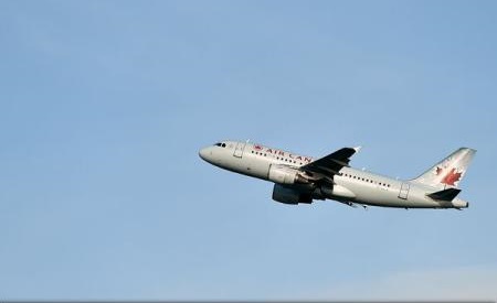 CNAB – Air Canada va opera zboruri directe din București către Montreal și Toronto, din iunie 2018