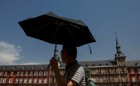 Caniculă în Spania – Pe fondul temperaturilor de peste 40°C, unii elevi au fost transferați într-un stabiliment funerar