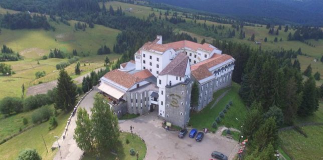 Castelul lui Dracula din Pasul Tihuţa, scos la vânzare pentru aproximativ 7 milioane euro