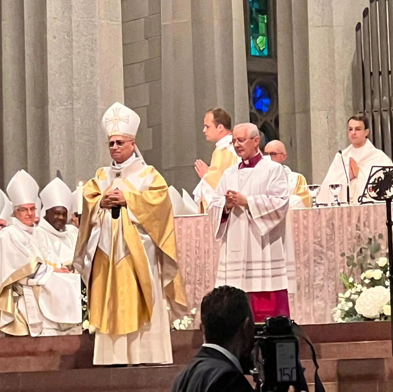 Ceremonia solemnă de binecuvântare și inaugurare a Turnului lui Iisus Hristos din Basilica Sagrada Familia, prezidată de Sanctitatea Sa Papa Leon al XIV-lea-2