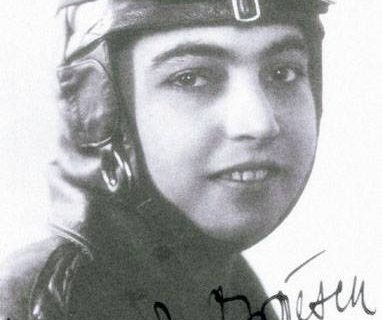 Cluh – Monument dedicat Smarandei Brăescu, prima femeie paraşutist cu brevet din România