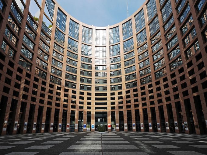 Comisia Europeană rambursează României 664 milioane de euro pentru plăţile finanţate din FEGA în campania 2017