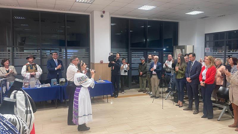 Conferinta-Etnografie-si-bucate-romanesti.-Patrimoniul-cultural-in-viata-de-zi-cu-zi-1