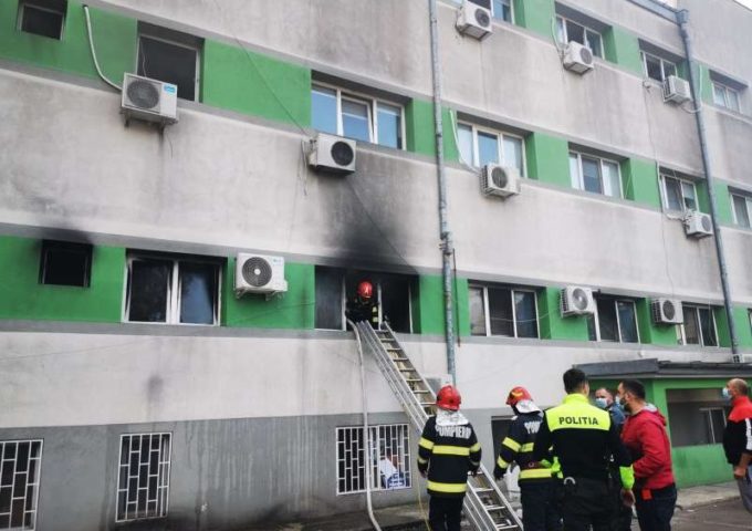 Constanţa: Incendiu la Secţia ATI a Spitalului de Boli Infecţioase; a fost activat Planul roşu de intervenţie
