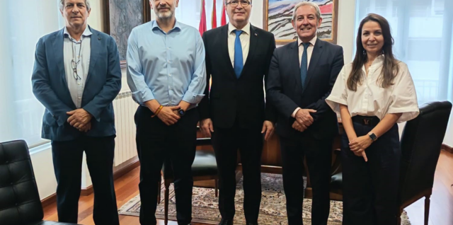 Consulul general al României la Madrid, Florea Tiberiu Trifan, a avut o întâlnire de lucru cu reprezentanți ai mediului de afaceri românesc din León-2