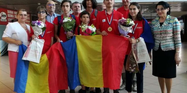 Elevii români au obţinut cinci medalii de aur şi una de argint la Olimpiada Balcanică de Matematică