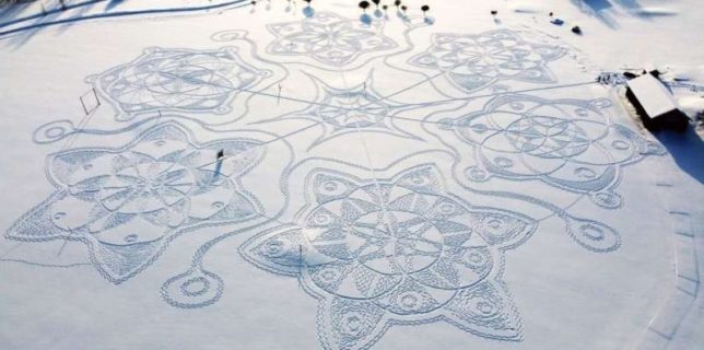 Finlanda: ''Avalanşă'' de succes pentru o operă de artă uriaşă, creată în zăpadă
