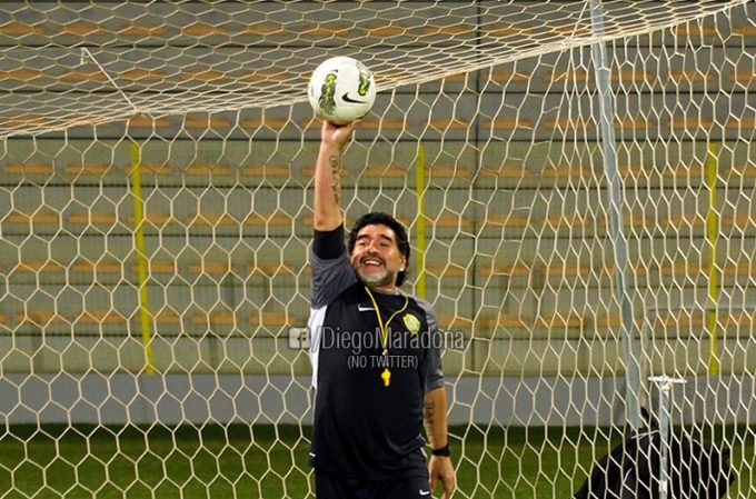 Fotbal: Maradona, la 60 de ani, se declară mândru că a adus bucurie oamenilor cu o minge