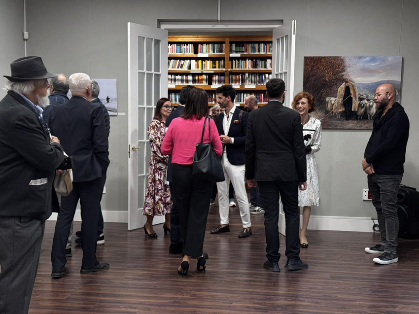 Inaugurarea expoziției «𝐍𝐎𝐒𝐓𝐀𝐋𝐆𝐈𝐀», în cadrul Institutului Cultural Român de la Madrid-1