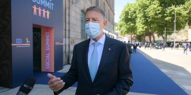 Iohannis, înaintea Summitului de la Porto: Banii pentru reconstrucţie post-pandemie merg şi către pilonul social