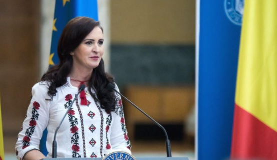 Ministrul Natalia-Elena Intotero efectuează o vizită în Spania
