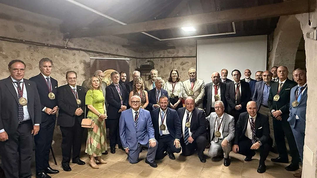 Mota del Cuervo acoge un año más la Gala de Entrega de los Premios Nacionales Isabel de Farnesio de Diplomacia y Relaciones Internacionales-1