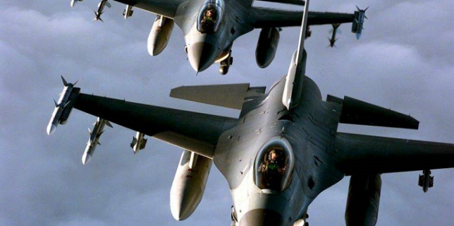 NATO-va-trimite-avioane-de-supraveghere-în-Turcia