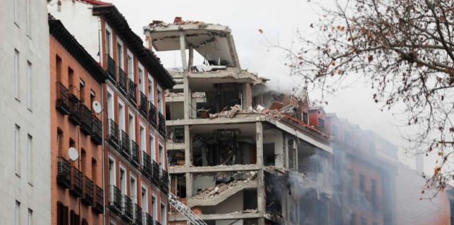 O puternică explozie a provocat prăbuşirea parţială a unei clădiri din centrul Madridului