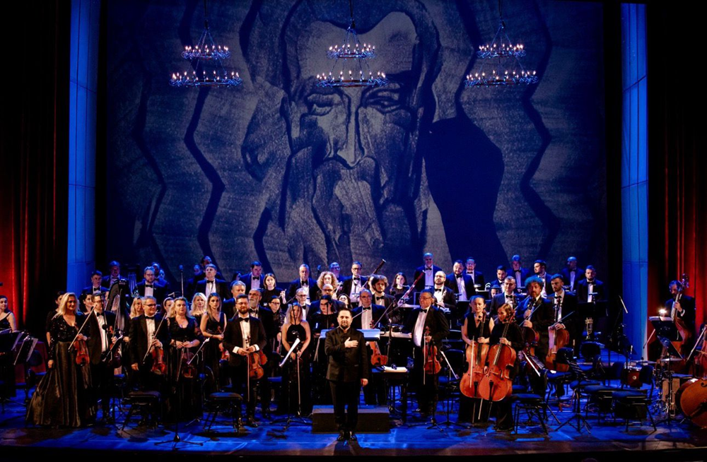 Orchestra Operei Naționale București, dirijată de Daniel Jinga, pe scena unde cântă marile orchestre ale lumii concert la Ravello Festival pe 12 iulie-1