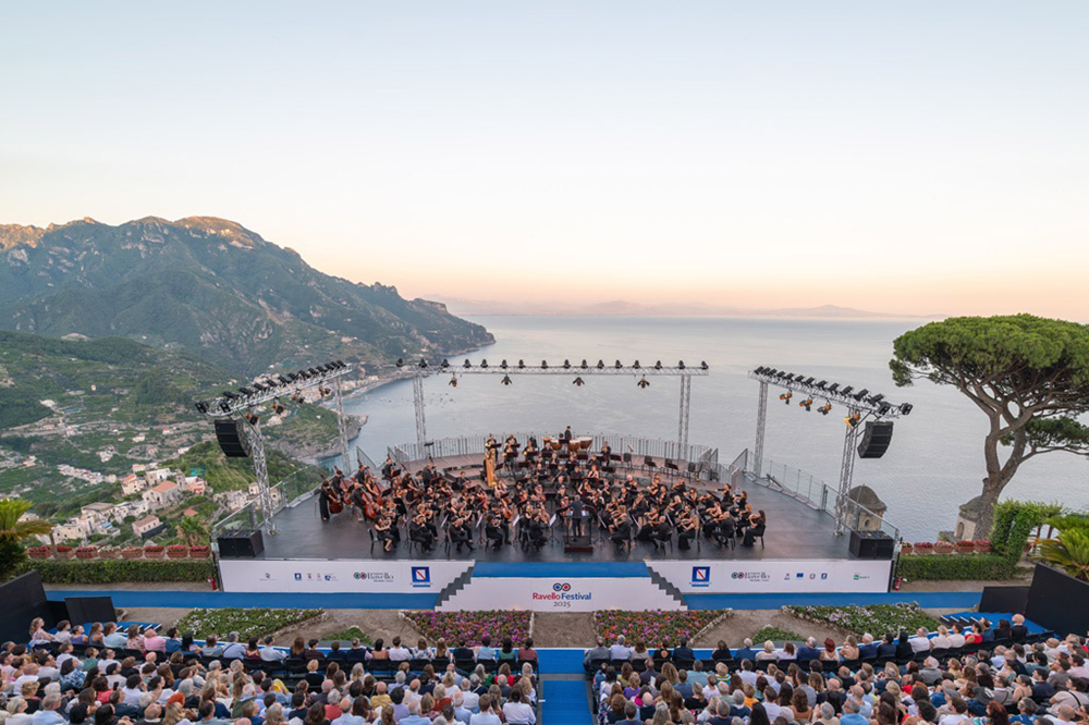 Orchestra Operei Naționale București, dirijată de Daniel Jinga, pe scena unde cântă marile orchestre ale lumii concert la Ravello Festival pe 12 iulie