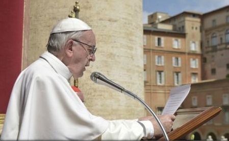 Papa Francisc a făcut apel la pace în Siria în tradiționala binecuvântare Urbi et Orbi