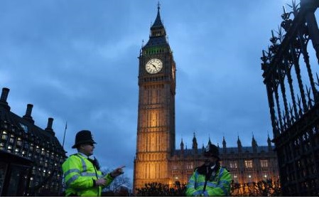 Parlamentul britanic a respins un amendament care ar fi protejat drepturile imigranților comunitari
