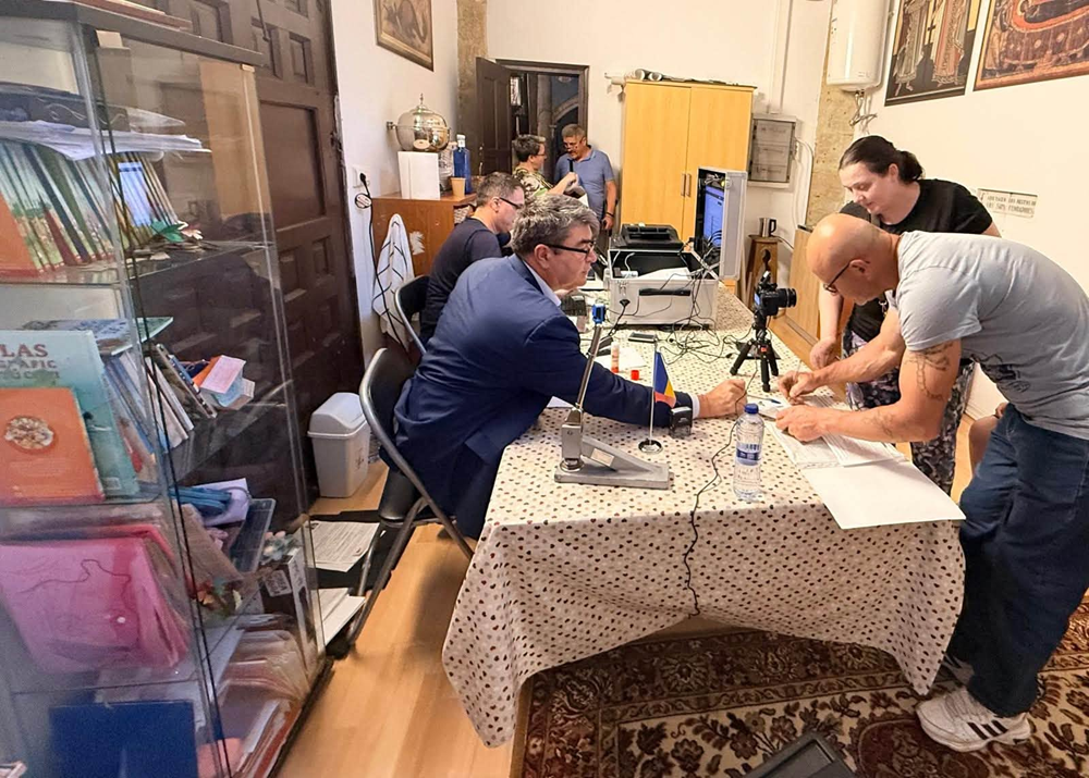 Peste 400 de servicii consulare au fost prestate pentru românii din regiunea Castilla y León Soria, León, Valladolid și Salamanca