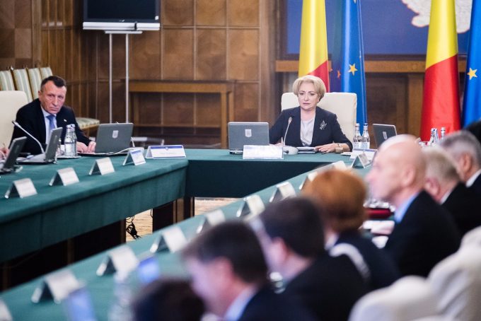 Premierul Viorica Dăncilă îşi doreşte ‘o dinamizare’ a relaţiilor dintre Guvern şi Comisia Europeană