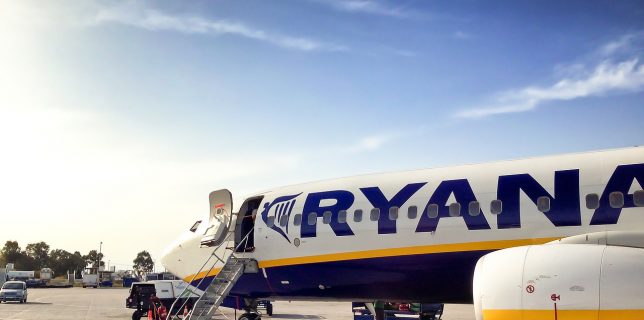 Ryanair semnează acordul de recunoaştere cu sindicatul piloţilor din Spania, SEPLA