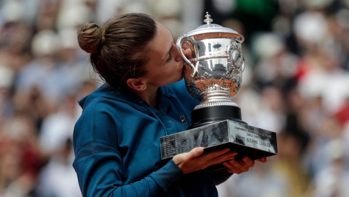 Simona Halep a câştigat primul său titlu de Mare Şlem, la Roland Garros