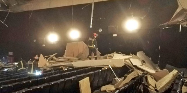 Spania-Șase-persoane-ușor-rănite-după-prăbușirea-acoperișului-unui-cinematograf
