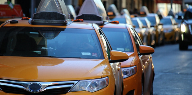 Taxistas de toda España – huelga contra Uber y Cabify
