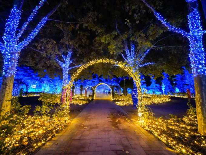 Torrejón de Ardoz: Disfruta en el Parque de la Navidad de España de Mágicas Navidades de la espectacular iluminación y láseres del Círculo Pingüino