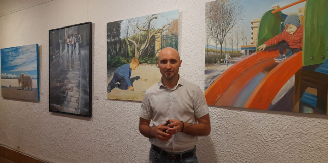 Un pictor român, Samuel Moise expune două tablouri la o expoziție din Esplugues de Llobregat