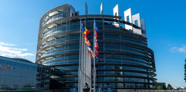 Uniunea Europeană deschide dezbaterea despre doza booster şi valabilitatea certificatului verde