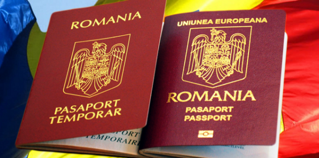 Valabilitatea pașapoartelor va fi prelungită la zece ani pentru persoanele care au peste 25 de ani