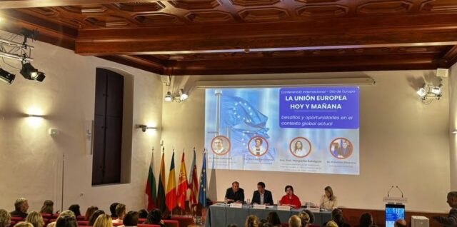 Valencia Conferință internațională Uniunea Europeană azi și mâine provocări și oportunități în contextul global actual, dedicată Zilei Europei