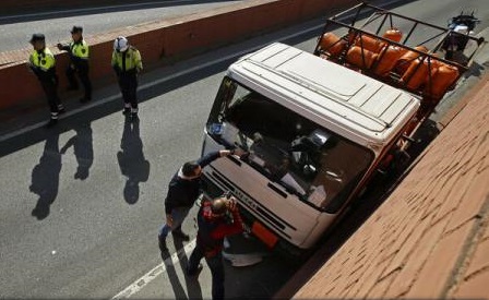 Șoferul suedez care a provocat panică la Barcelona va răspunde pentru cinci infracțiuni